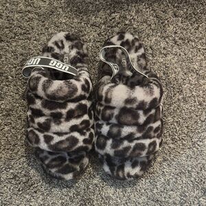 UGG Women’s Fluff Yeah Slide